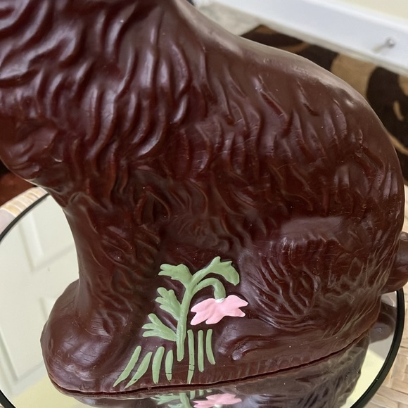 VINTAGE SC  FAUX CHOCOLATE RESIN HAND PAINTED RABBIT PINK BOW & FLOWERS USA MADE - Picture 10 of 15